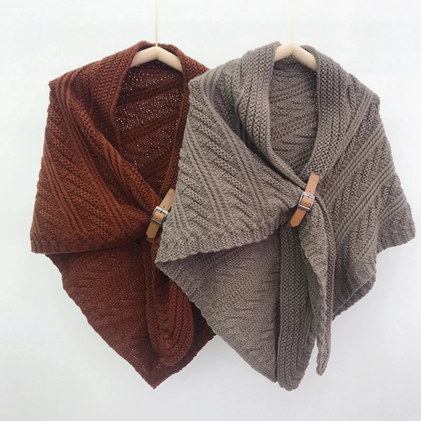 Women’s Large Knitted Scarf Ponchos for Winter – Warm Shawl Wraps with Belt and Lock for a Stylish Shrug.